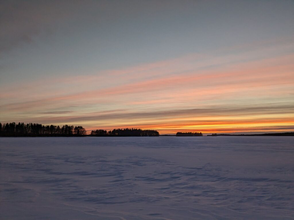 HIVER LAC COUCHER SOLEIL